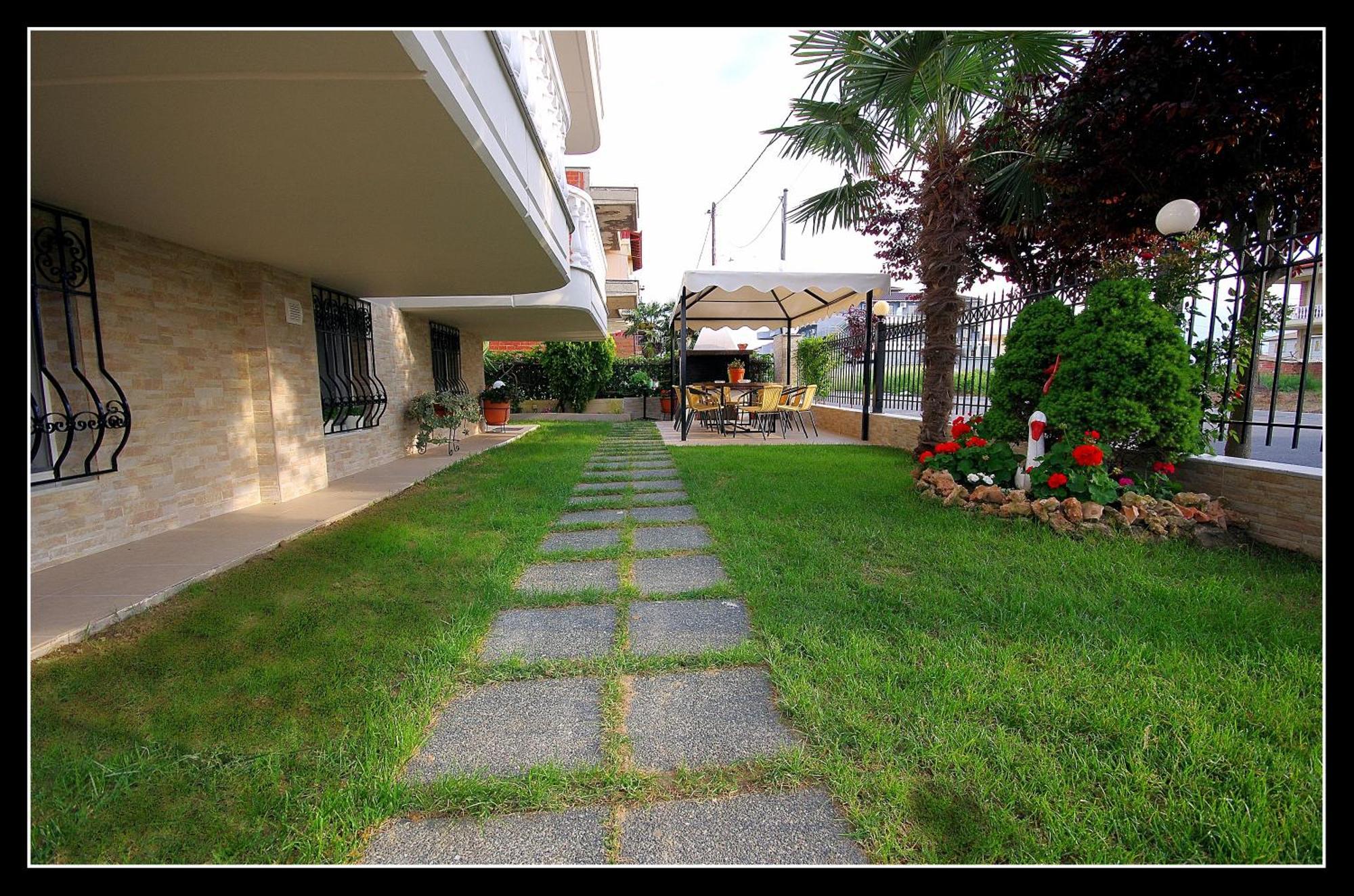John & Eve Hotel ปาราเลียกาเตอรีนิส ภายนอก รูปภาพ