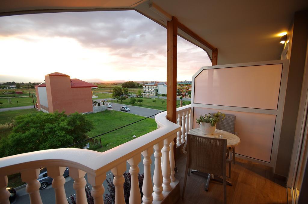 John & Eve Hotel ปาราเลียกาเตอรีนิส ภายนอก รูปภาพ