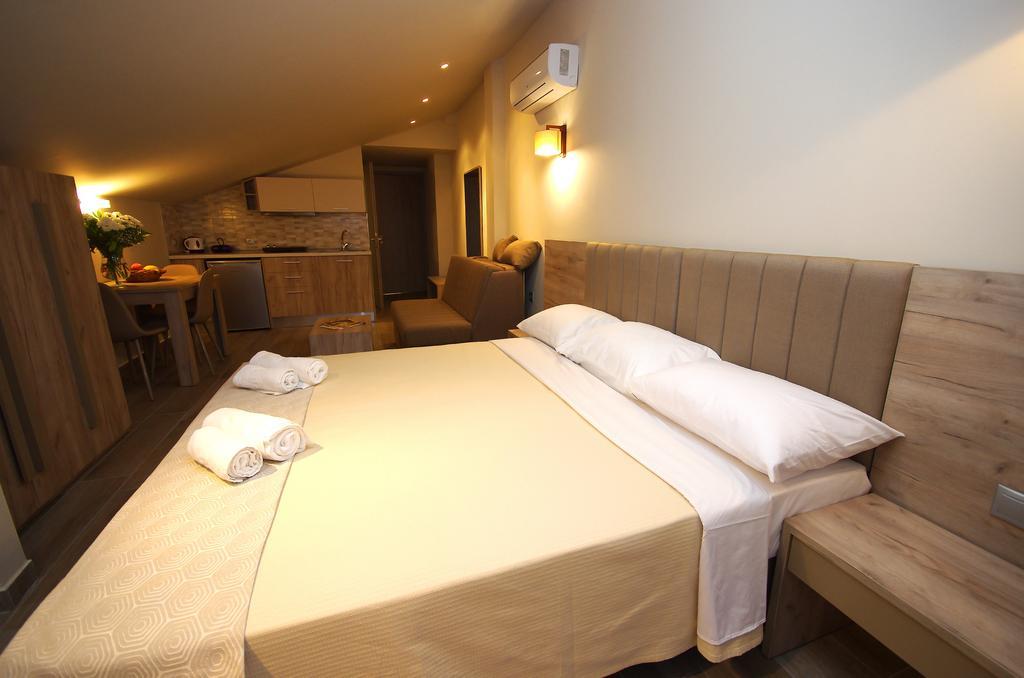 John & Eve Hotel ปาราเลียกาเตอรีนิส ภายนอก รูปภาพ